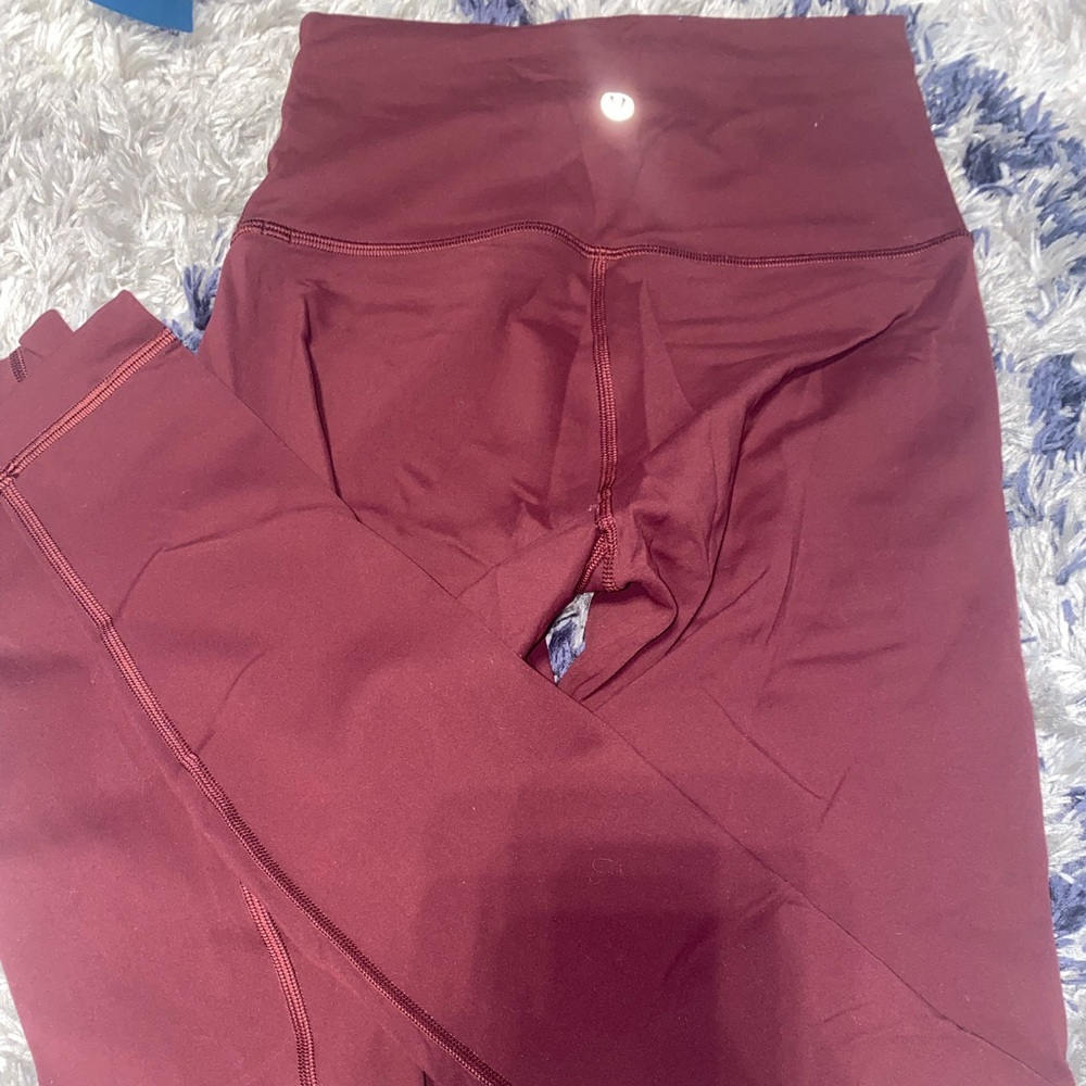 Lululemon Wunder train 28”